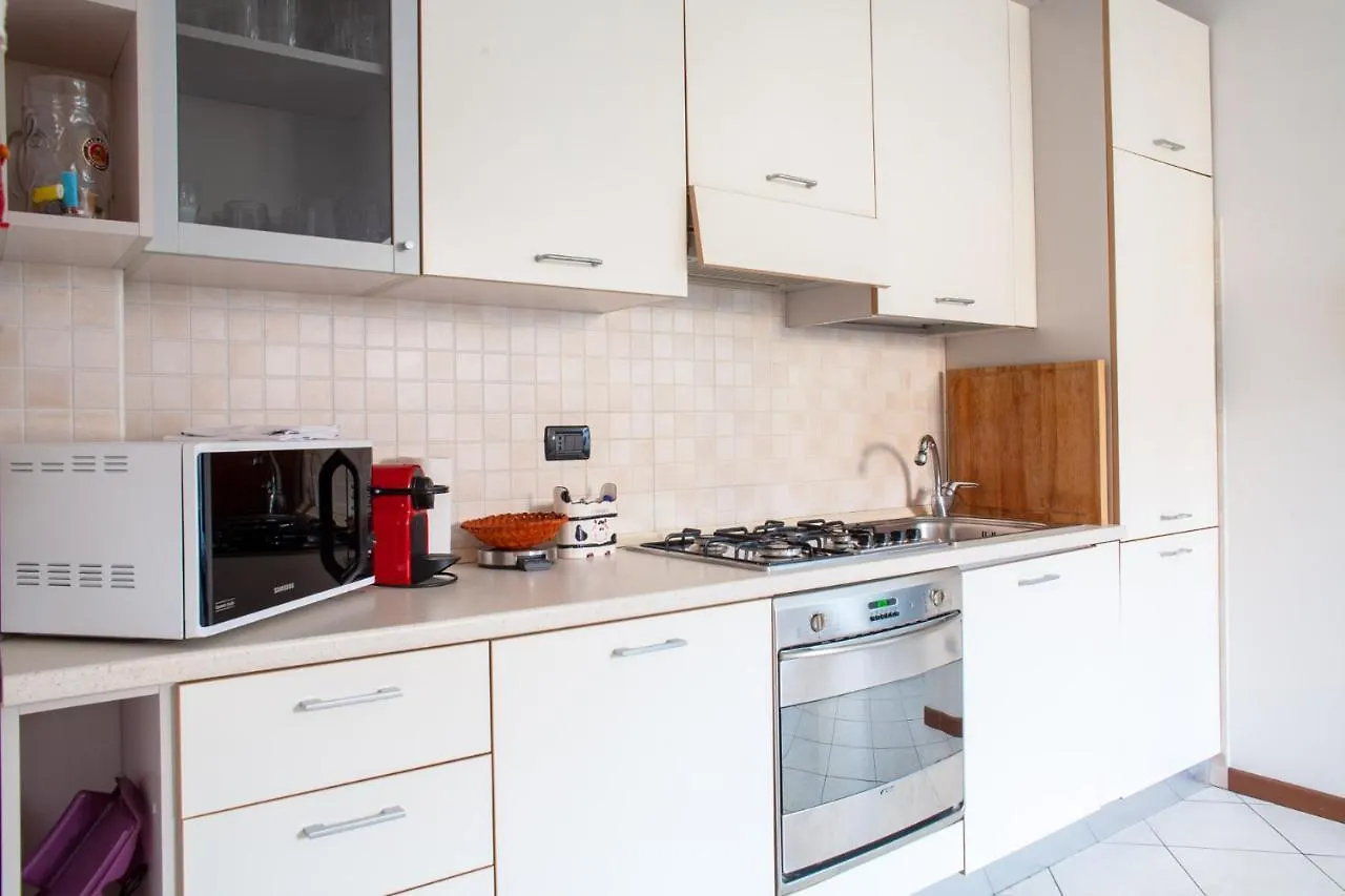 Bnbutler - Asiago, 41 - Quartiere Gorla, Verde In Citta Milan 0*,  Italy